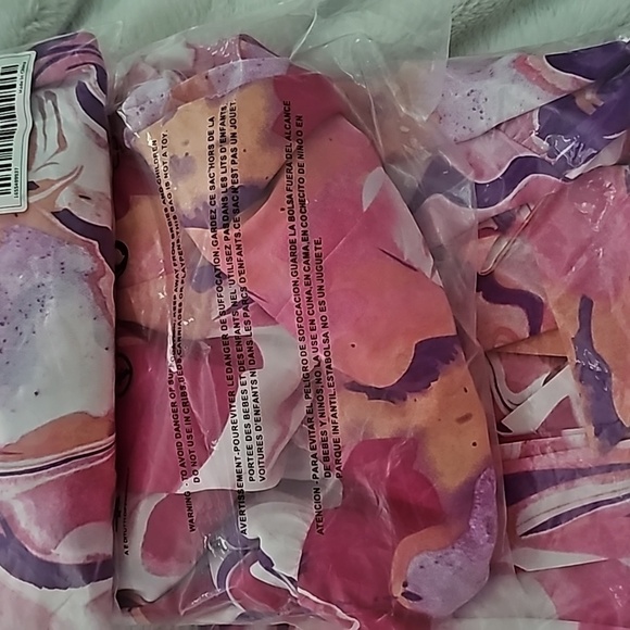 Geometric Pattern Belted Peplum Maxi Dress - Picture 9 of 11